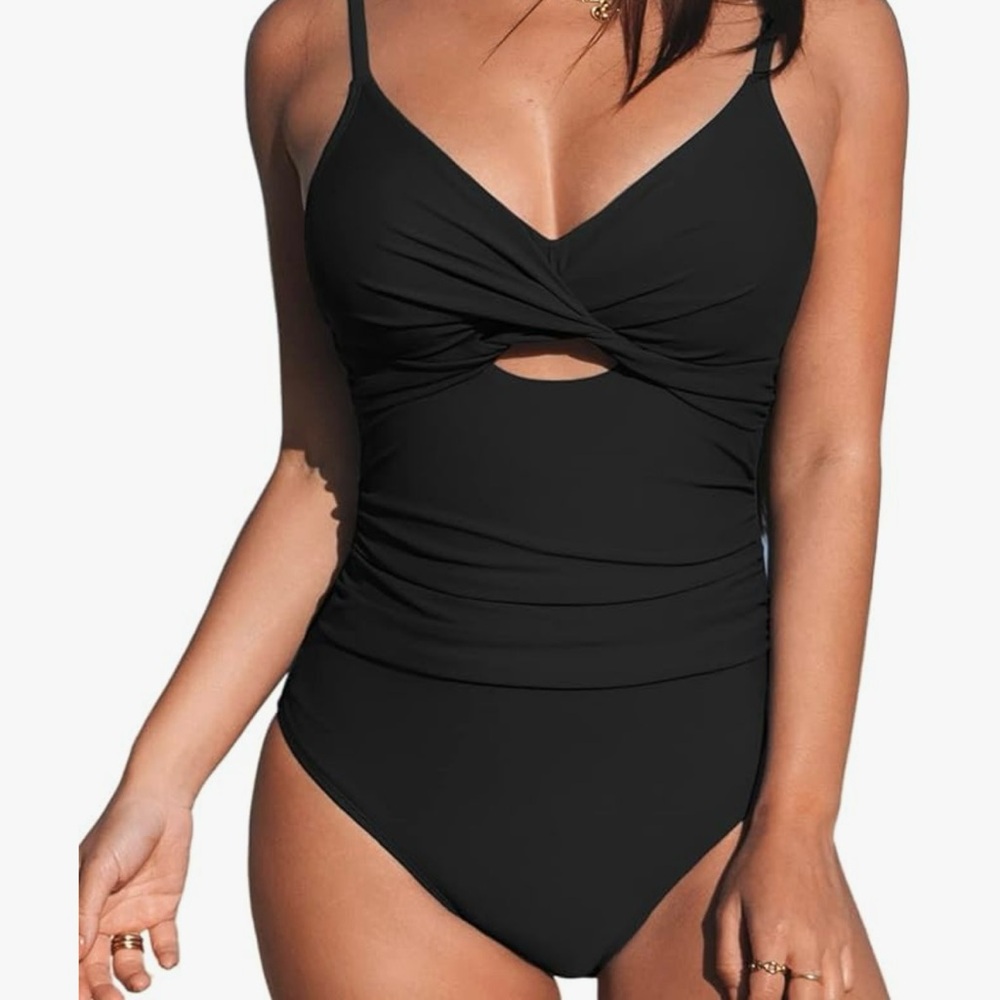 CUPSHE Twist Front Ruched sides Cutout One Piece Swimsuit